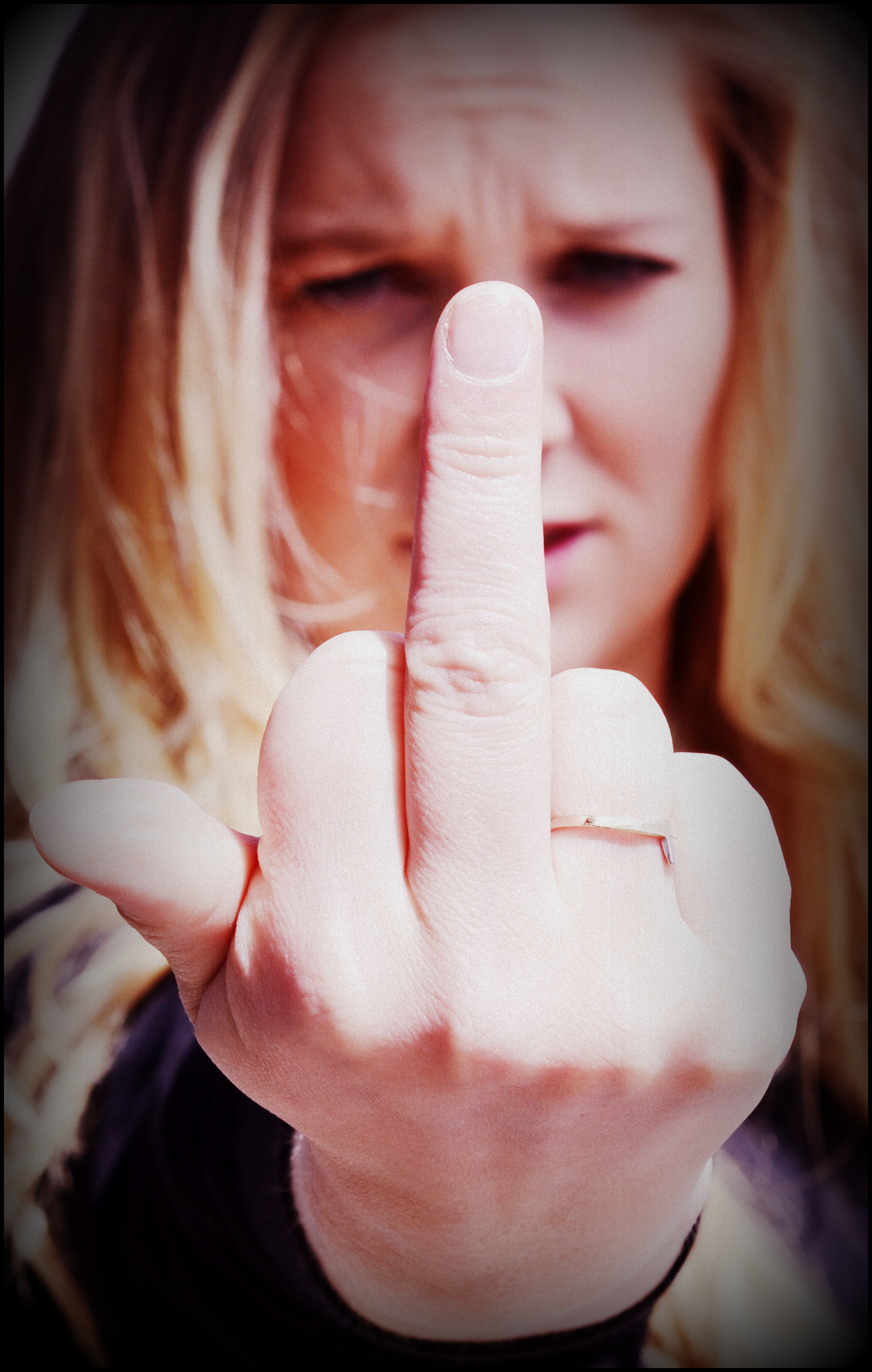 Beledigd ! | Tistje, image size:1565x2463